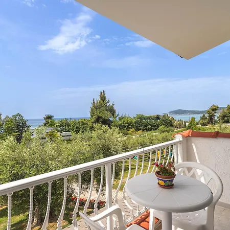 Mola Kalyva Suites Holiday home *