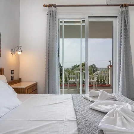 Holiday home Mola Kalyva Suites Mola Kalyva