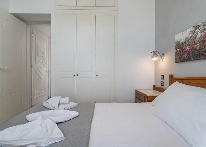 Mola Kalyva Suites Мола-Калива